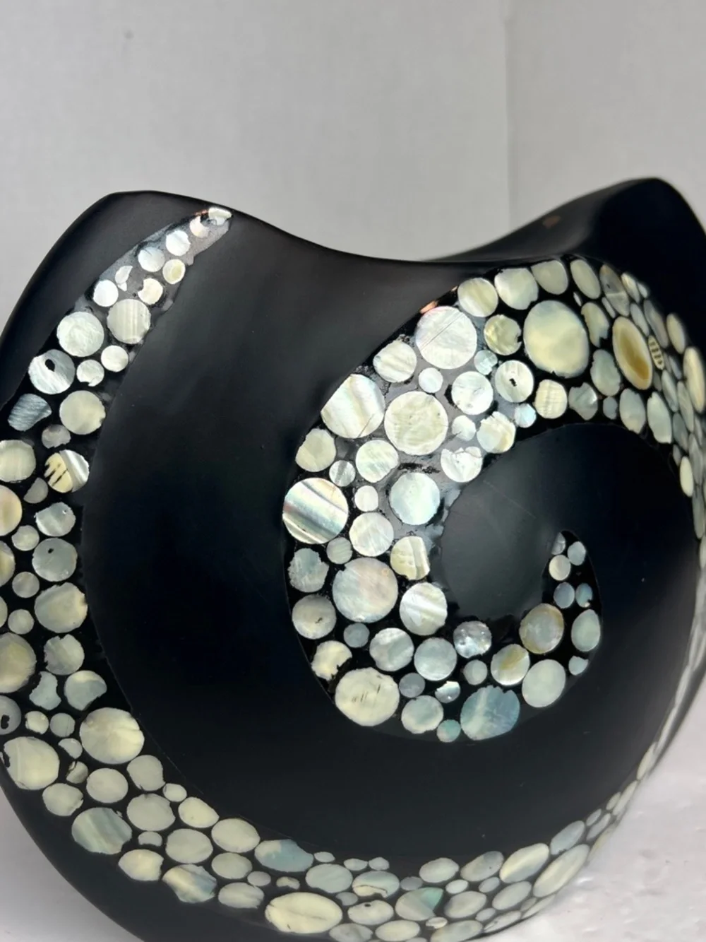 Black Ceramic Vase Vessel Intricate Mother of Pearl Inlay Swirl MCM Art Deco 8